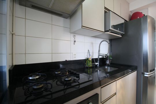 Cozinha - Armários de apartamento para alugar com 2 quartos, 41m² em Vila Andrade, São Paulo