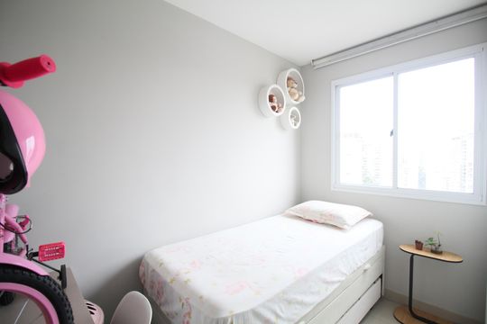 Quarto 2 de apartamento para alugar com 2 quartos, 41m² em Vila Andrade, São Paulo