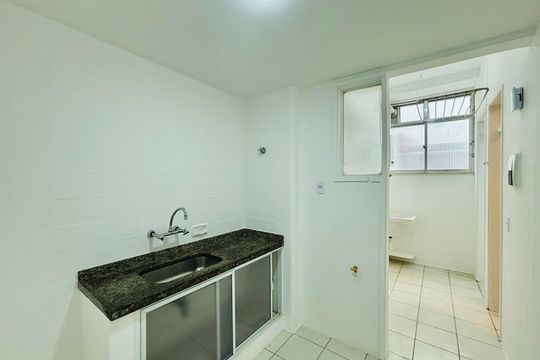 Apartamento para alugar com 3 quartos, 81m² em Humaitá, Rio de Janeiro