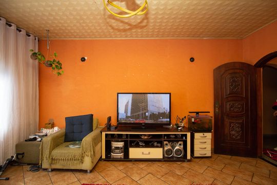 Sala de casa à venda com 3 quartos, 150m² em Vila Miriam, São Paulo