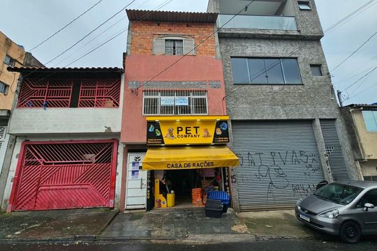 Fachada de casa para alugar com 1 quarto, 60m² em Itaim Paulista, Itaquaquecetuba
