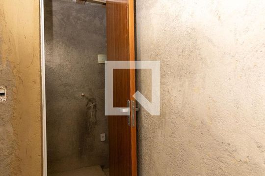 Casa para alugar com 3 quartos, 180m² em Realengo, Rio de Janeiro