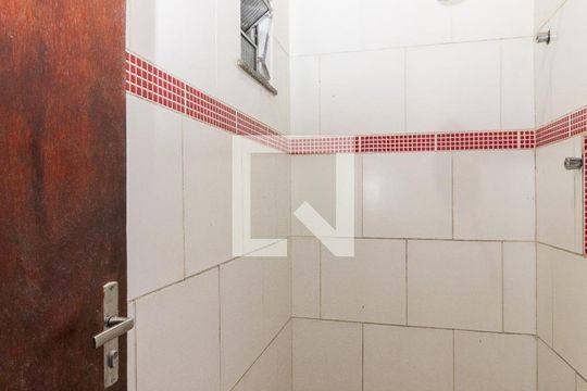 Casa para alugar com 3 quartos, 180m² em Realengo, Rio de Janeiro
