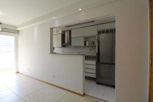 Cozinha de apartamento à venda com 2 quartos, 67m² em Barra da Tijuca, Rio de Janeiro