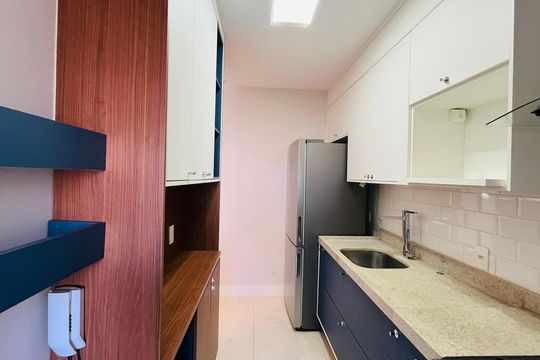 Apartamento para alugar com 3 quartos, 106m² em Taquaral, Campinas