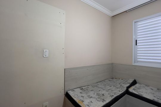 Quarto 2 de apartamento para alugar com 2 quartos, 48m² em Jardim Albertina, Guarulhos