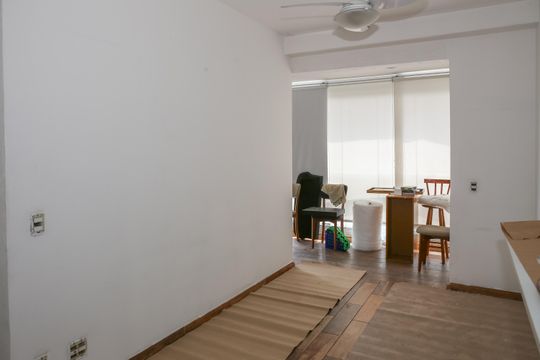 Apartamento à venda com 1 quarto, 56m² em Vila Anastácio, São Paulo