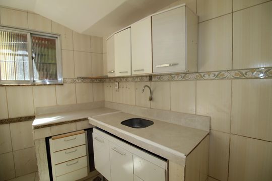 Cozinha de casa para alugar com 2 quartos, 80m² em Penha Circular, Rio de Janeiro