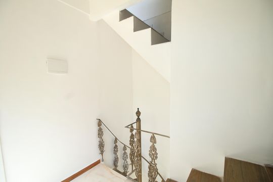 Hall da escada de casa para alugar com 2 quartos, 80m² em Penha Circular, Rio de Janeiro