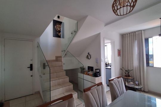 Apartamento à venda com 2 quartos, 116m² em Parque Turistas, Belo Horizonte