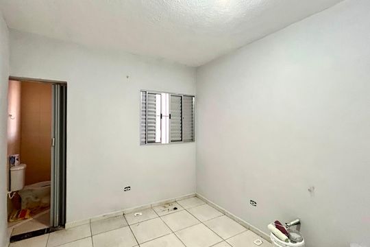 Suíte de casa para alugar com 1 quarto, 60m² em Parque Primavera, Guarulhos