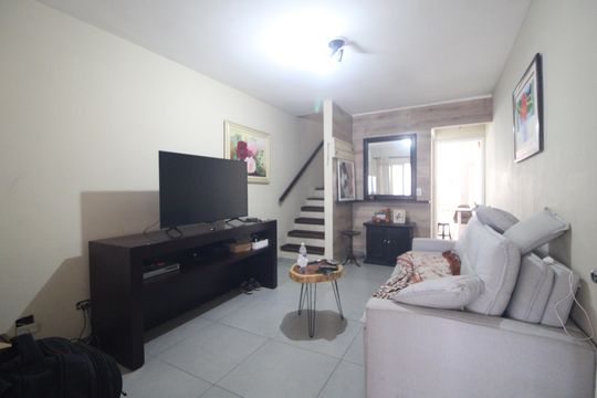 Casa à venda com 2 quartos, 63m² em Vila Baby, São Paulo