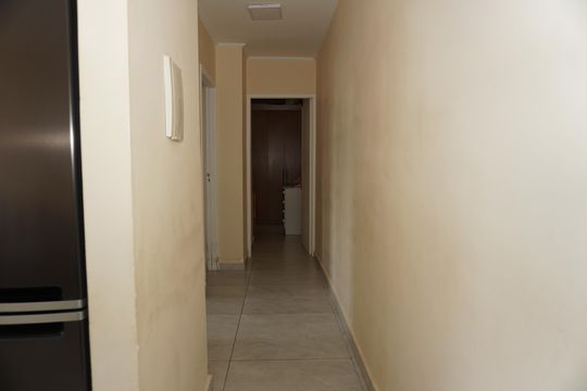 Corredor de apartamento para alugar com 2 quartos, 55m² em Jardim Valo Verde, Embu das Artes
