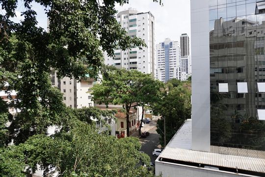 Vista de apartamento à venda com 5 quartos, 320m² em Centro, Belo Horizonte