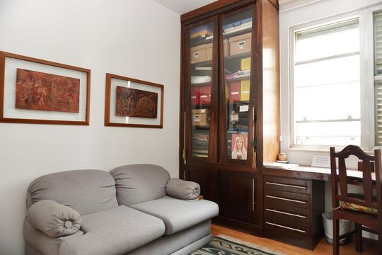 Quarto 3 de apartamento à venda com 5 quartos, 320m² em Centro, Belo Horizonte