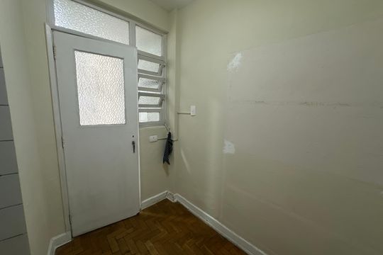 Quarto de Serviço de apartamento para alugar com 2 quartos, 138m² em Centro, São Vicente
