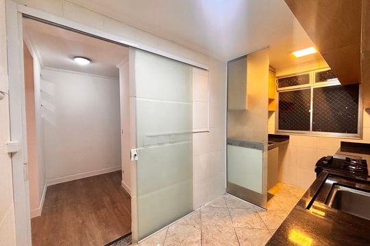 Cozinha de apartamento à venda com 2 quartos, 57m² em Bandeiras, Osasco