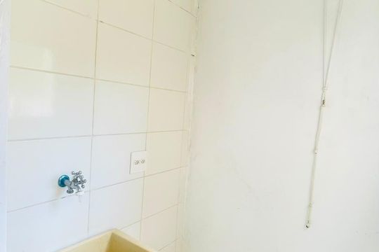 Área de Serviço de apartamento para alugar com 2 quartos, 45m² em Jardim Central, Cotia