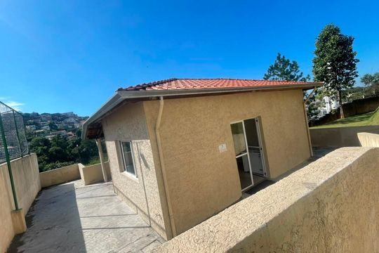 Apartamento para alugar com 2 quartos, 45m² em Jardim Central, Cotia
