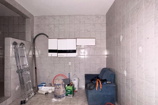 Cozinha de kitnet/studio para alugar com 1 quarto, 35m² em Vila Penteado, São Paulo
