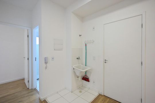 Área de Serviço  de apartamento para alugar com 2 quartos, 33m² em Vila Nova das Belezas, São Paulo