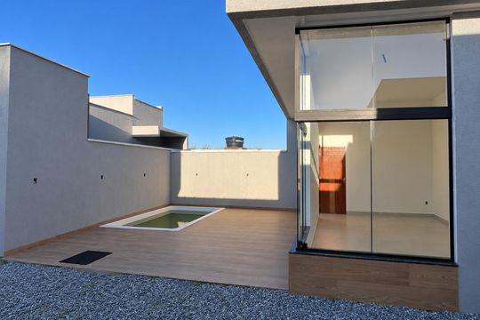 Área externa de casa para alugar com 3 quartos, 200m² em Enseada das Gaivotas, Rio das Ostras