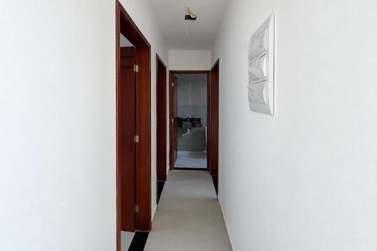 Corredor de casa para alugar com 3 quartos, 200m² em Enseada das Gaivotas, Rio das Ostras