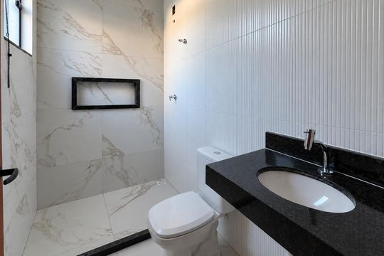 Banheiro de casa para alugar com 3 quartos, 200m² em Enseada das Gaivotas, Rio das Ostras