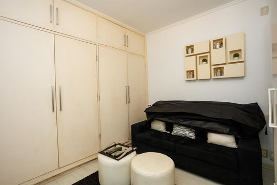 Quarto de casa à venda com 4 quartos, 433m² em Real Parque, São Paulo