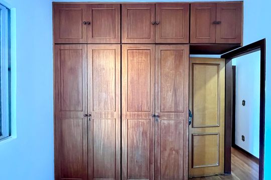 Apartamento à venda com 4 quartos, 92m² em Santa Tereza, Belo Horizonte