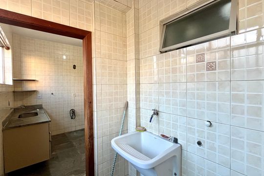 Apartamento à venda com 4 quartos, 92m² em Santa Tereza, Belo Horizonte