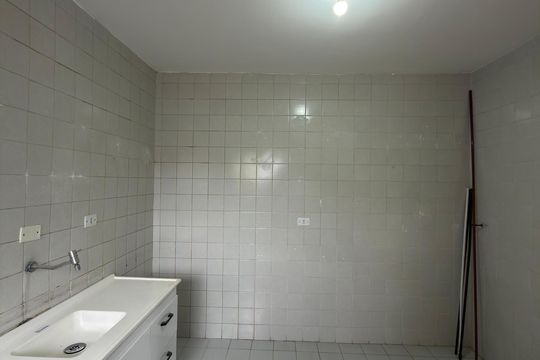 Cozinha e Área de Serviço de apartamento para alugar com 2 quartos, 58m² em Baeta Neves, São Bernardo do Campo