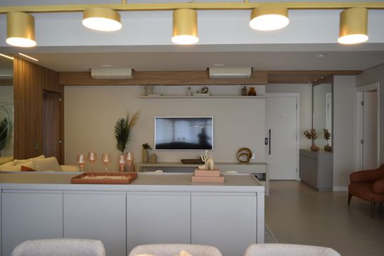 Sala/Varanda integrados de apartamento à venda com 2 quartos, 124m² em Pinheiros, São Paulo