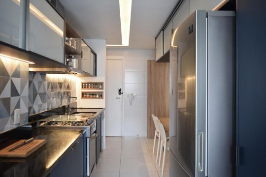 Cozinha de apartamento à venda com 2 quartos, 124m² em Pinheiros, São Paulo