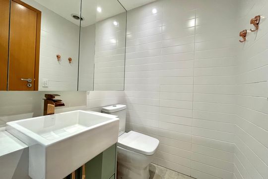 Banheiro Corredor de apartamento à venda com 3 quartos, 105m² em Vila Mariana, São Paulo