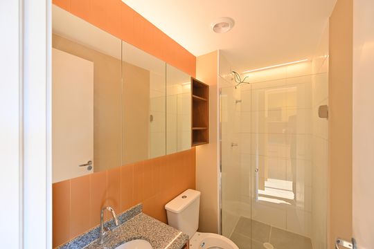 Banheiro Social de apartamento à venda com 1 quarto, 25m² em Vila Clementino, São Paulo