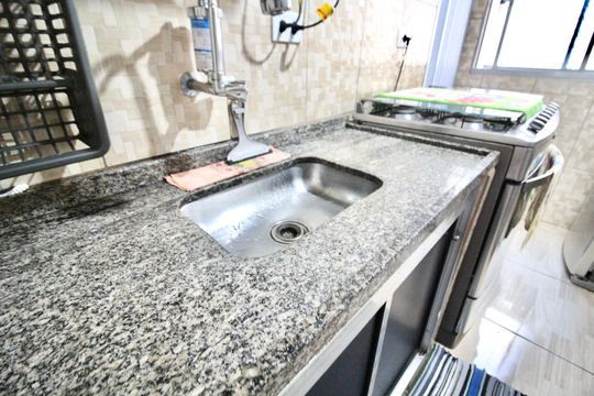 Cozinha de apartamento para alugar com 2 quartos, 52m² em Jardim Indaia, Ferraz de Vasconcelos