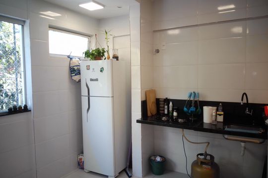 Cozinha de apartamento para alugar com 2 quartos, 70m² em Jardim America, Belo Horizonte