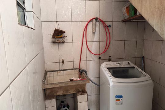 Área de Serviço de casa para alugar com 3 quartos, 150m² em Recanto Vista Alegre, Cotia
