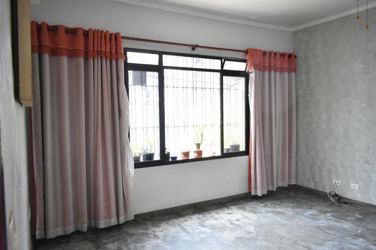 Casa à venda com 3 quartos, 130m² em Parque Imperial, São Paulo
