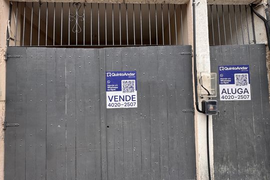 Fachada de casa de condomínio para alugar com 2 quartos, 65m² em Recreio dos Bandeirantes, Rio de Janeiro