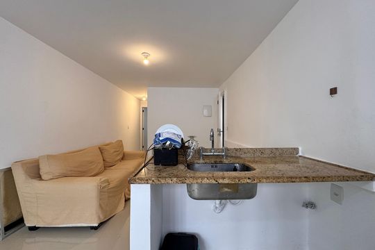 Cozinha e Área de Serviço de casa de condomínio para alugar com 2 quartos, 65m² em Recreio dos Bandeirantes, Rio de Janeiro