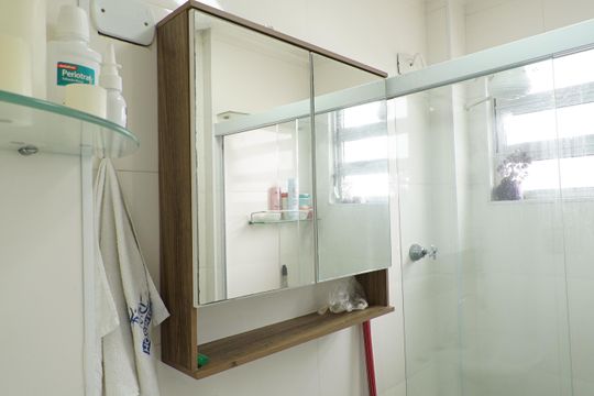Banheiro de kitnet/studio à venda com 1 quarto, 35m² em Aclimação, São Paulo