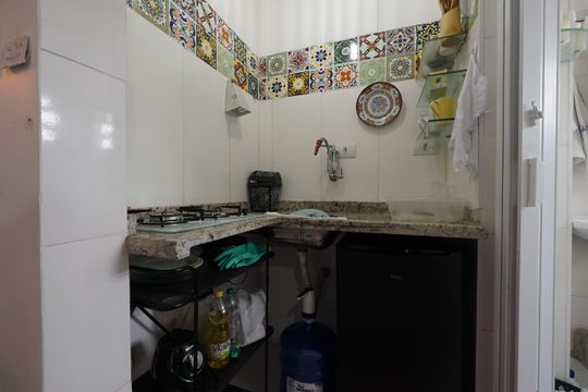 Cozinha de kitnet/studio à venda com 1 quarto, 35m² em Aclimação, São Paulo