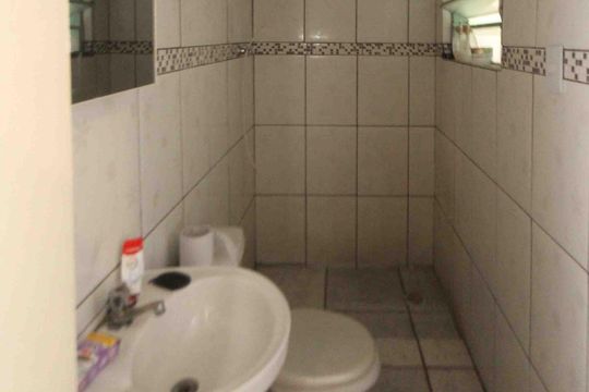 Banheiro de casa para alugar com 1 quarto, 29m² em Chácara Belenzinho, São Paulo