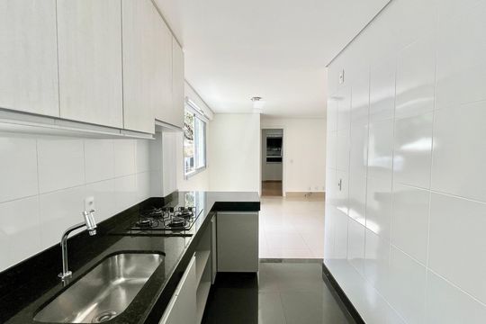 Apartamento para alugar com 1 quarto, 44m² em Lourdes, Belo Horizonte
