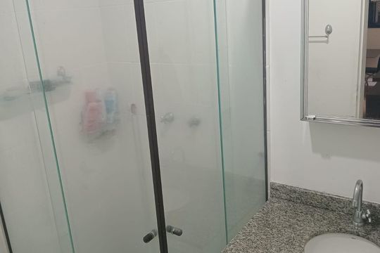 Banheiro social de apartamento para alugar com 2 quartos, 48m² em Planalto, São Bernardo do Campo