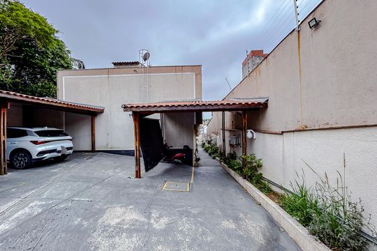 Garagem de casa de condomínio para alugar com 2 quartos, 51m² em Vila Beatriz, São Paulo