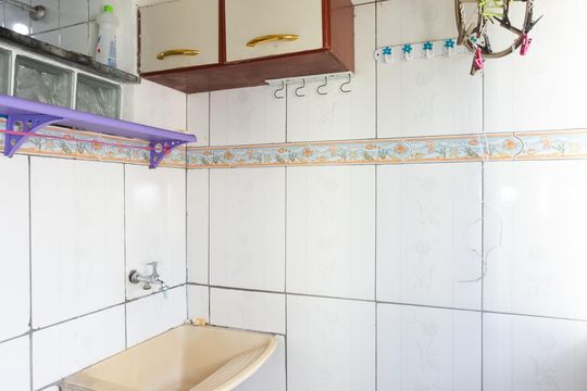Área de Serviço de apartamento para alugar com 2 quartos, 46m² em Conjunto Habitacional Castro Alves, São Paulo