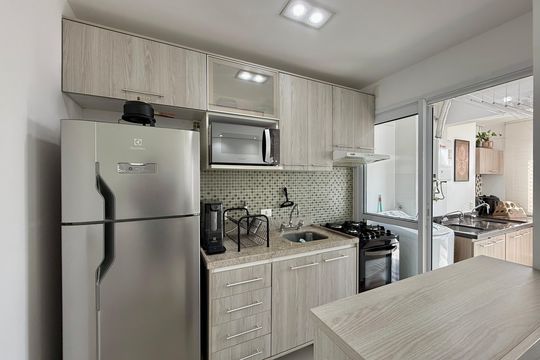 Cozinha de apartamento para alugar com 1 quarto, 50m² em Vila Cordeiro, São Paulo